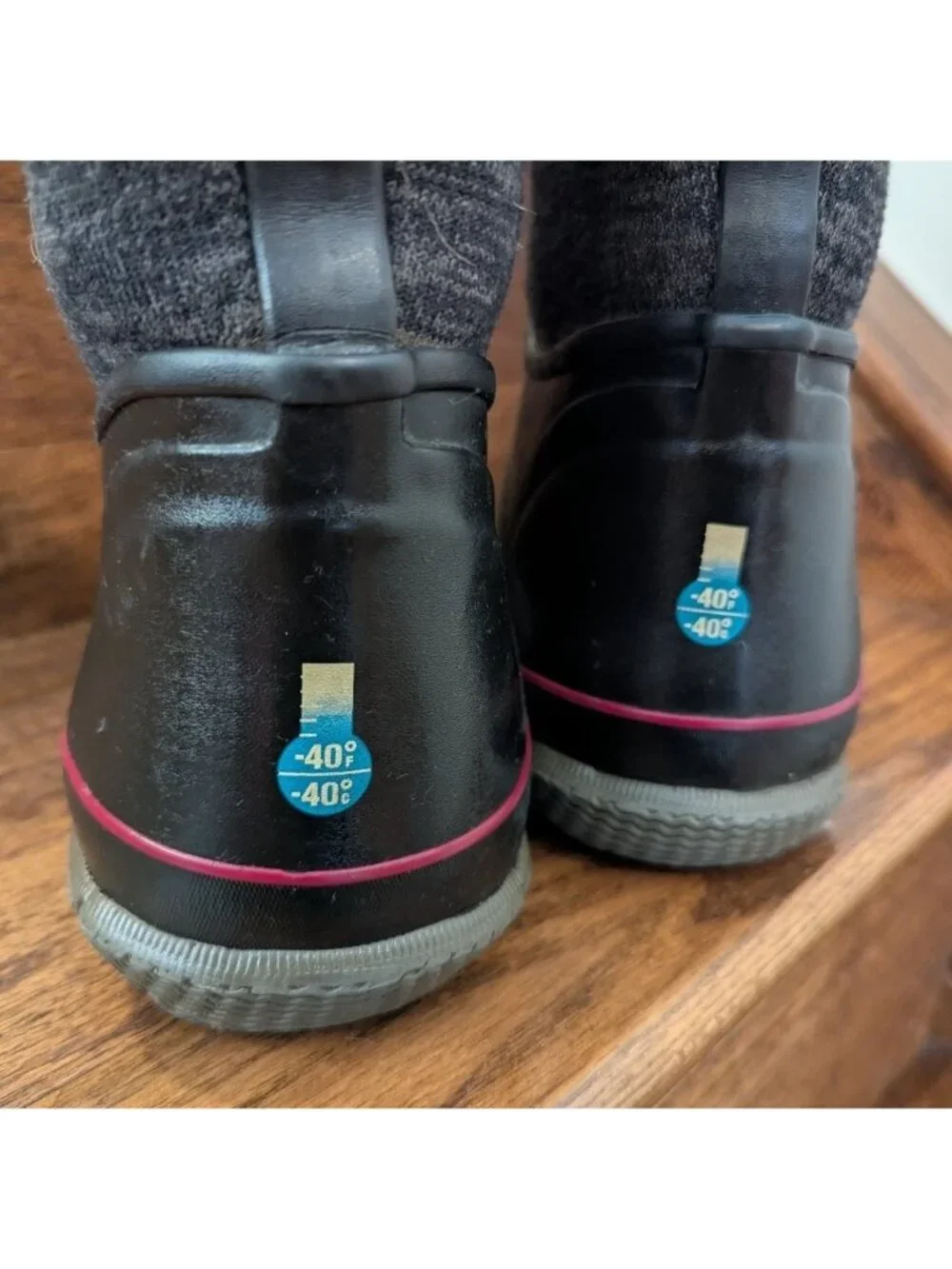 Bogs –Arcata Knit Kids Winter Boots Black With Pink Accents Big Kid Youth 4